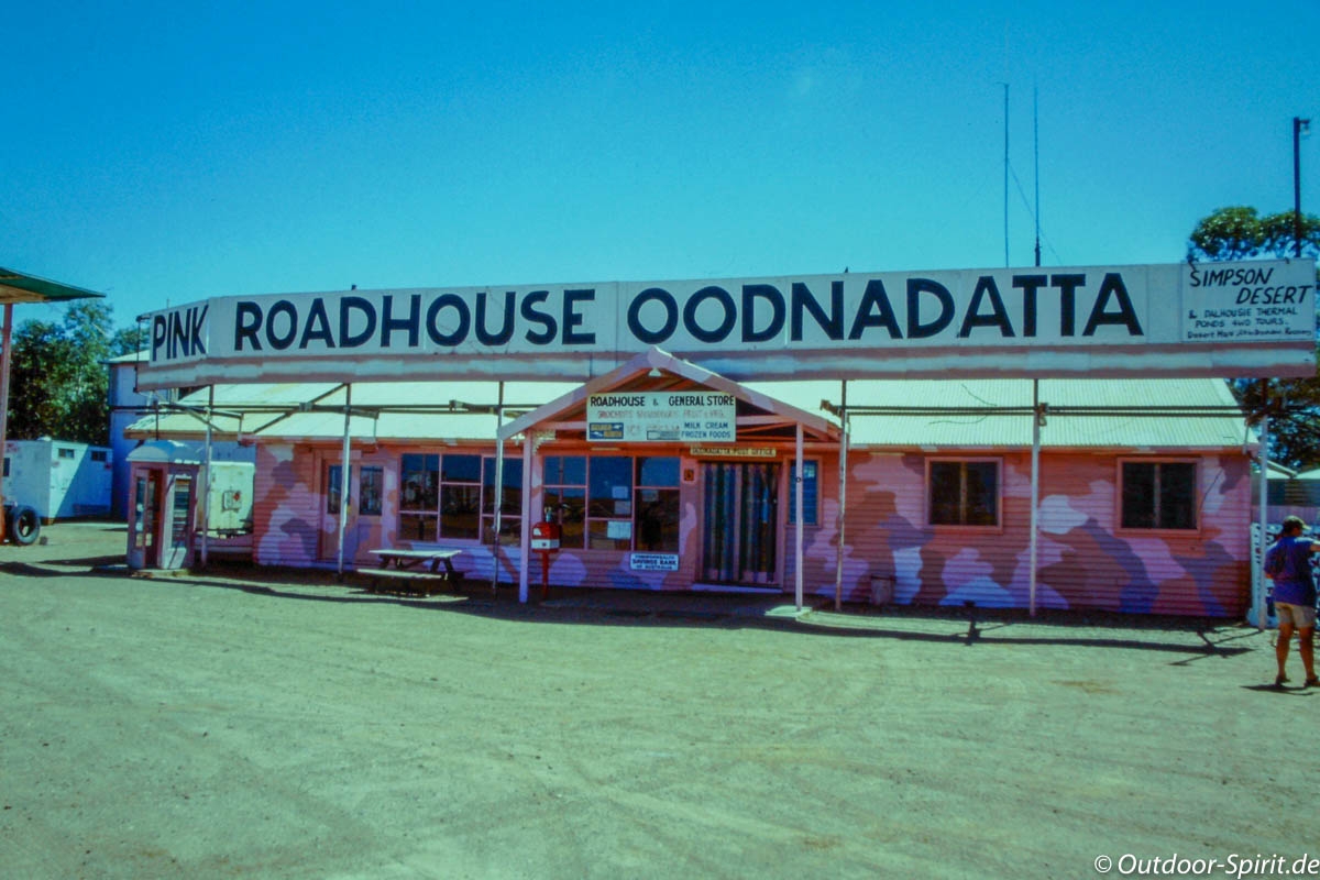 The pink roadhouse in Oodnadatta